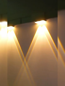 ไฟโซล่าเซลล์ ไฟกลางแจ้ง ติดผนังSolar light 2 LED 3LED ติดผนัง เพิ่มความสวยงาม