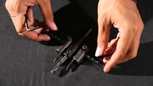 MATA BOR PISAU JANGKA ADJUSTABLE DRILL BITS CIRCLE HOLE SAW CUTTER PEMBOLONG PELUBANG PEMOTONG PAPAN KAYU PLAFON GYPSUM GRC BENTUK LINGKARAN BULAT BUNDAR BOX SPEKER SPEAKER SALON AUDIO MOBIL LAMPU DOWNLIGHT DOWN LIGHT KUAT TAJAM MULTIFUNGSI SERBAGUNA