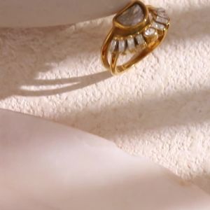 E.B.belle Stainless Steel Rhinestone Jewelry Elegant Sun Layer Shaped Ring Tarnish Free For Womens Gift Party