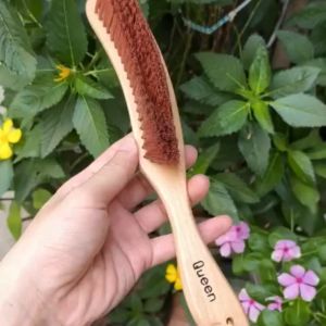 Chổi Phủi Tóc Mềm Cán Gỗ Dài Cao cấp .