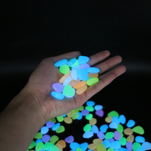 100pcs Colorful Glow in The Dark Pebbles Stones Rocks for Fish Tank Aquarium Garden