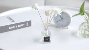 Tinh Dầu Thơm Thiên Nhiên BLACKROSE 50ML Để Phòng Giảm stress Tặng Que Gỗ Tự Khuếch Tán Thanh Lọc Khử Mùi Không Khí