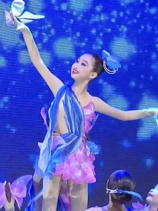 Xiaochun Flying Butterfly Costume Colorful Butterflies Fly Childrens Group Dance Meng Die Flying Butterfly Dance Props New Years Day Performance Costume