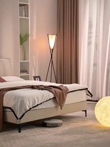 High Foot Genuine Leather Soft Bed