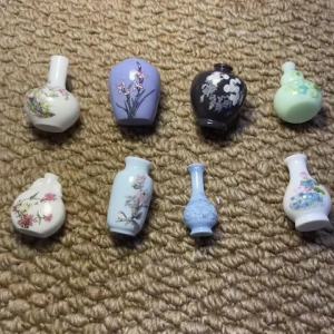 8pcs Simulation Porcelain Resin Mini Vase Vintage Micro Landscape Ornament DIY Flower Bottle Home Decor Graduation Holiday Gift