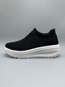 Womens Spring Summer Fly Knit Breathable Mesh Platform Thick Bottom Sports Slip-On Shoes round Toe Casual Fashion Single Shoes