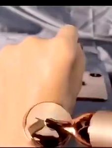 Electric Face Roller Massager – Lifts & Tightens Skin, Reduces Wrinkles, Enhances Circulation & Slims Face for a Youthful Glow