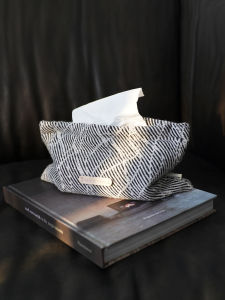 Luxurious Embossed Tissue Box for Living Room Drawstring Paper Holder Car Mounted Tissues Cover Vintage Japanese Style Home Organizer