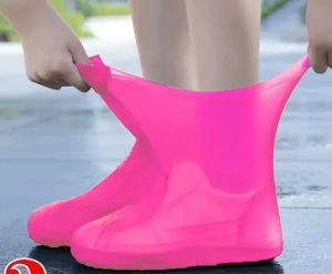 1 Pair Latex Waterproof Shoe Covers Lip-Resistant Rubber Rain Boot Rain Gear Overshoes Accessories for Outdoor Rainy Day
