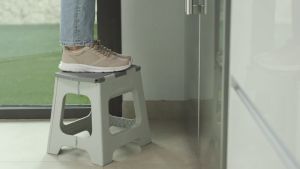 Vigar Compact Foldable 23cm Stool