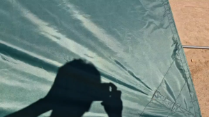 ตะกร้าที่ 17  ผ้าใบผ้าผ้าร่มอเนกประสงค์ชนิดบางเบาเคลือบกันน้ำแบบติดหู ขนาดใช้คลุมของทั่วไป