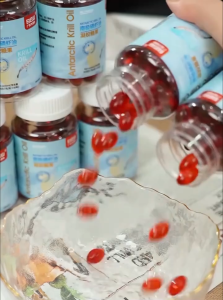 【The Anti-Obesity Superstar】 High-quality phosphorus shrimp oil to promote good sleep / Shrimp carotenoid gel sugar for supplementation Promoting Sleep High Quality Krill Oil For Mid Supplement Astaxanthin Gel Candy