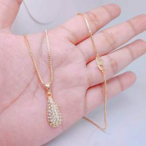 Kalung Fhasion Wanita Dewasa Prhiasan Aksesoris Lapis Emas Bracelet Panjang 45.cm