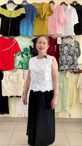 Áo thun sát nách thiết kế ren hoa thanh lịch