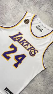 Jersey Kobe Bryant Los Angeles LA Lakers #24 PUTIH WHITE HONOR KB HOME Swingman Bola Basket NBA Baju Kaos T-Shirt Tshirt Atasan Costum Kostum