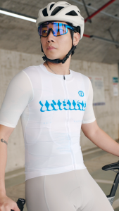 INBIKE เสื้อเจอร์ซีย์นักปั่นเสื้อเจอร์ซี่ปั่นจักรยานถนนผู้ชายเสื้อเจอร์ซีย์นักปั่นจักรยานเสือภูเขาแขนสั้นระบายอากาศเสื้อเจอร์ซีย์นักปั่นใหม่มีสามกระเป๋า
