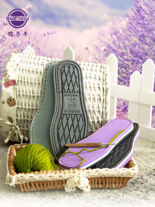 พื้นรองเท้าบู๊ตถักวัสดุยางกันลื่นทนทาน รองเท้าแตะพื้นยางพื้นยางแบบท่อระบายอากาศได้ดี พื้นรองเท้าบู๊ตแบบพื้นแบน