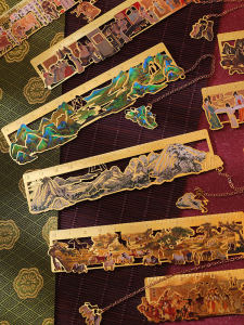 Bronze Hollow Carving Bookmarks & Traditional Style Gilded Metal Ruler: High-End Precise Palace Museum Creative Gift for Teachers