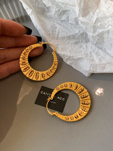 CAFFTI | Luxurious Gold Exaggerated Large Hoop Earrings