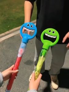 32 Hole Smiling Face Bubble Stick Childrens Five-Claw 32 holes Bubble Wand Toy Bubble Machine for Summer Toy Party Favor Outdoors Activity Birthday Gift