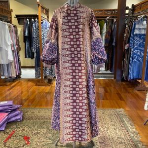 Paula Dress by Dian Pelangi LIMITED EDITION Busana Muslim Maxi Gamis Abaya Kaftan Gaun Outfit Pesta Pernikahan Kondangan Lebaran Casual Formal Wanita Cantik Anggun Modis Modern Simple Elegan Mewah Model Korea Terbaru Motif Limar Terlaris Kekinian