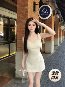 Slimming Lace Spliced Neckline Design Camisole Dress