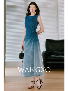 WANGXO | Đầm A-Line Dài Không T Tay Phai Màu Nút Bụi