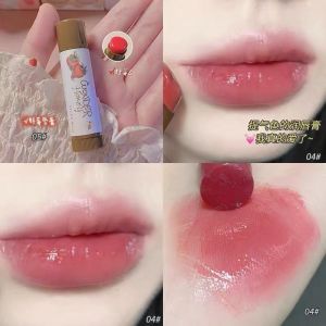 Balsem Bibir Rasa Buah: Melembabkan & Perubahan Warna Lipstik