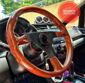STEERING WHEEL WHITE MOMO STYLE 3 SPOKE UNIVERSAL