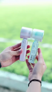 Quạt cầm tay tích điện miLife F3P có sò lạnh 13 độ có dây đeo cổ