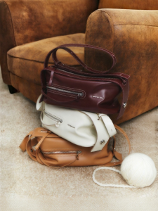 Shoulder & Crossbody Commuter Camera Bag