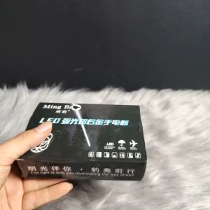 Đèn Pin Cầm Tay Mini Siêu Sáng G 45 Trang Bị 4 Led Sáng 2000lume Chiếu Toả Có Khuy Cài Và Nam Châm