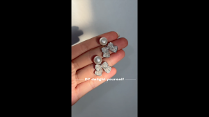 DY ต่างหูโบว์ ต่างหูคริสตัล ไข่มุก ต่างหูแฟชั่น ก้านเงินS925 สไตล์เกาหลี ใส่ออกงาน สวยงาม น่ารัก