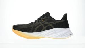 ASICS Men DYNABLAST 5 Running Shoes in Black/Brown Stone