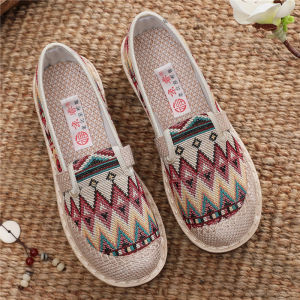 Beijing Rui Old Beijing Cloth Shoes Womens 2023 New Arrival Ethnic Style Slip-on Flats Flats Easiest for Match Stylish Mom Shoes