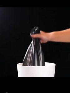 100 ใบ ถุงขยะ ม้วน ถุงขยะ ยืดหยุ่น ถุงขยะพกพา ถูกฉีก สปอร์ตี้สีเหล่า 45x60 คู่