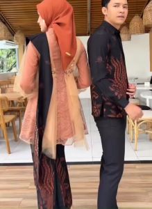 Batik Kebaya Couple Modern Kebaya Lamaran Tunangan Wisuda Baju Couple Kondangan Terbaru 2024