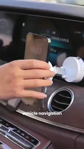 Magnetic Phone Holder 360° Rotation Car Mount Pemegang Telefon Magnetik Putaran 360° Pelekap Kereta 磁吸手机支架