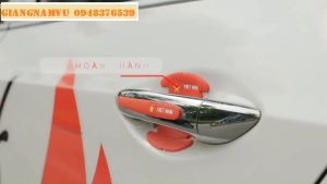 Miếng dán chống xước cửa ô tô bằng PVC hàng thanh lý xả kho
