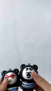 Móc khóa biểu cảm thay đổi khuôn mặt meme cực troll mới nhâts 2025