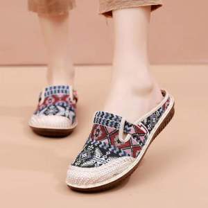 SHIPAILUO | Beijing Ladies Cotton Shoes Breathable Linen Slip-On Flat Bottom Embroidered Footwear Comfortable Soft Soled Ethnic Style