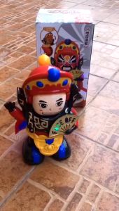 [Hàng Sẵn] Robot Nhảy Múa Lật Mặt Hadilao Thay Đổi Khuôn Mặt Có Nhạc Và Chiếu Sáng Theo Phong Cách Kịch Tứ Xuyên