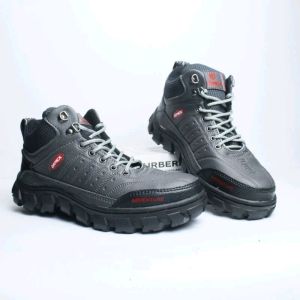 Sepatu sefty pria Armex // sepatu boot kerja // sepatu proyek //sepatu ujung besi bahan kulit