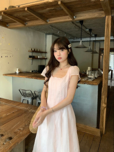 imimtuan | Đầm Dây Cinching Giảm Eo Cổ U Phong Cách Pháp và Hàn