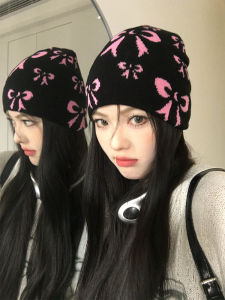 หมวกไหมพรมผูกโบว์ผีเสื้อสไตล์ย้อนยุค Y2K สำหรับผู้หญิงในฤดูใบไม้ร่วงและฤดูหนาว สไตล์ลำลอง หมวกไหมพรมที่คลุมศีรษะแบบอเนกประสงค์สำหรับฤดูหนาว