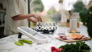 Joseph Joseph Multi-grip Mandoline Plus รุ่น N20186 อุปกรณ์สไลด์ผักและผลไม้ สีขาว
