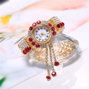 Womens Metal celet Watch Wide Strap Comfortable Wear Watch for Indoor Activities or Daily Use Round Bracelet Wrist Watch Quartz Women Wristwatch Crystal Round Watch Fashion Korean Watch for Women jam tanggan perempuan