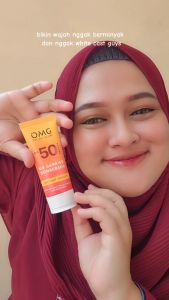 ORI 100% OMG Oh My Glow UV Barrier Sunscreen SPF 50 PA++++ / Sunblock Wajah 25ml / Instant Bright / With SerumVIT / Peach Extract BPOM