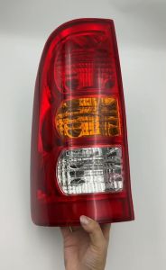 เสื้อไฟท้าย ไฟท้าย TOYOTA HILUX VIGO ปี 2004 – 2010 โตโยต้า วีโก้ รุ่นแรก ไดมอนด์ Diamond  ตราเพชร