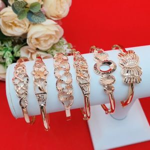 กำไลนาก 6 ซม สีนาก คละแบบ เส้นผ่านศูนย์กลาง รูปถ่ายจากสินค้า แบบบรรจุภัณฑ์ สุขสาย การฉีดฟิลเลอร์ ผ้าสนุก เสื้อผ้าคลาส